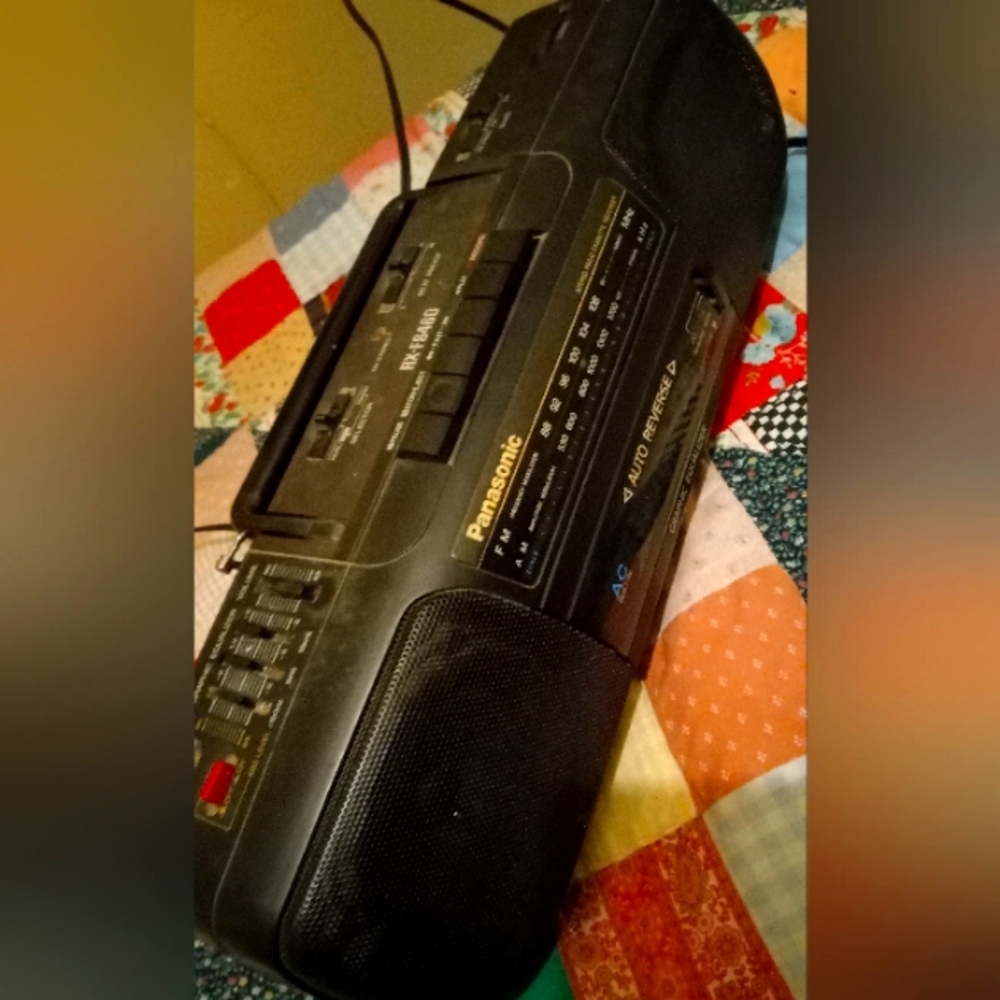 80s STEREO CASSETTE FM AM RADIO